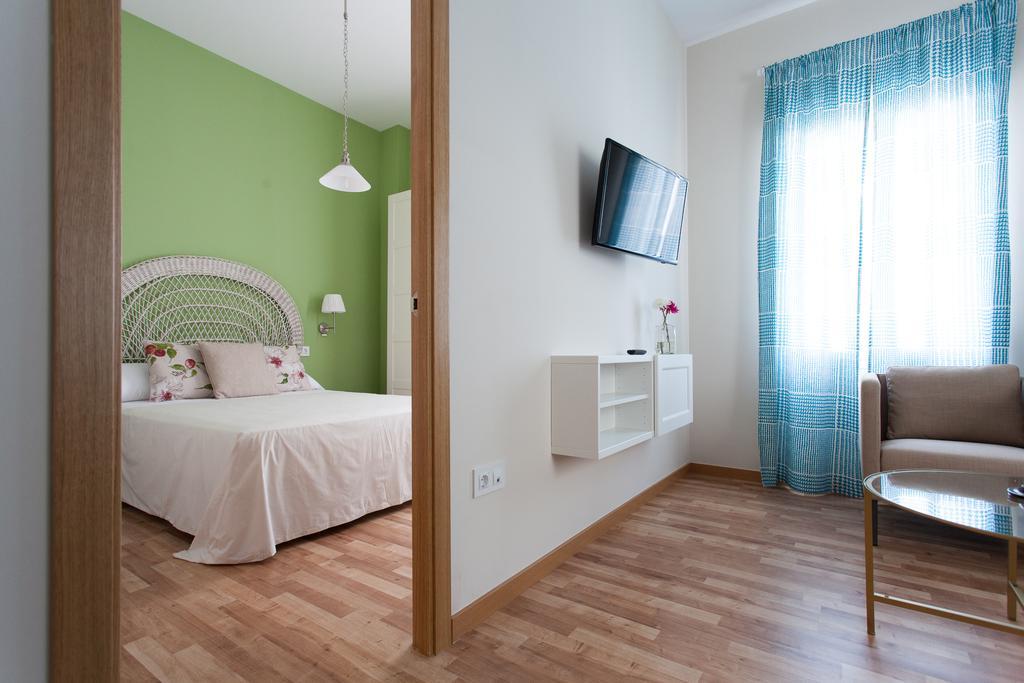Apartamentos Diaber Larana Sevilha Quarto foto