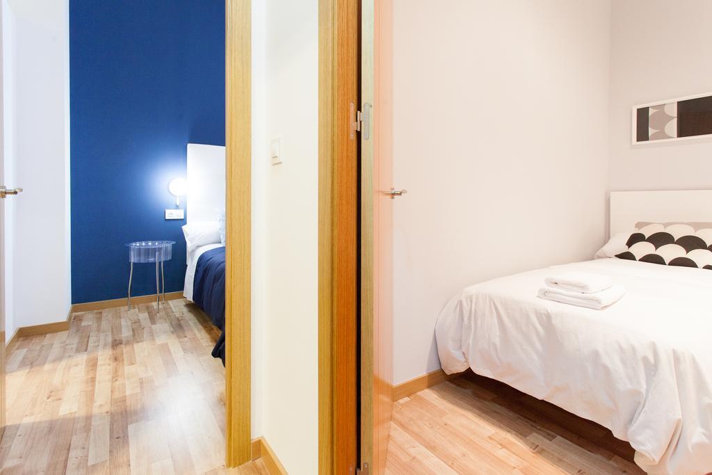 Apartamentos Diaber Larana Sevilha Quarto foto