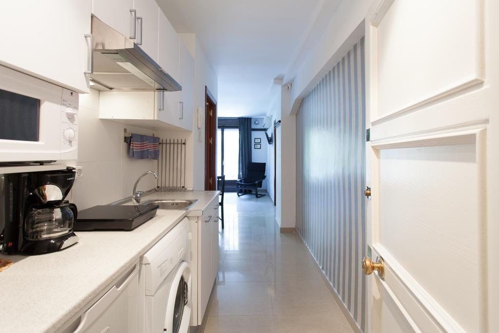 Apartamentos Diaber Larana Sevilha Exterior foto