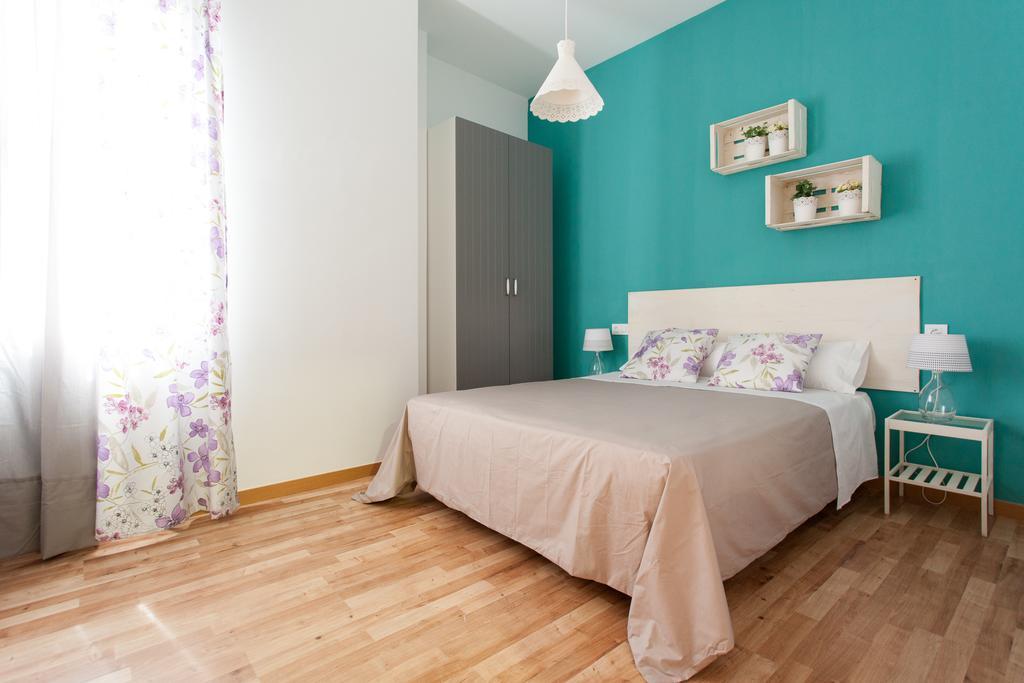 Apartamentos Diaber Larana Sevilha Quarto foto