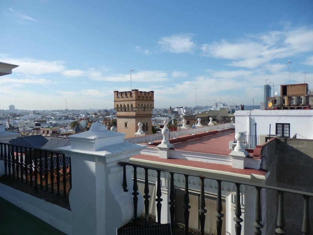 Apartamentos Diaber Larana Sevilha Quarto foto