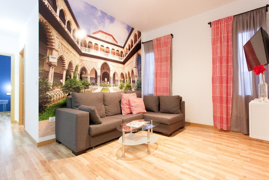Apartamentos Diaber Larana Sevilha Quarto foto