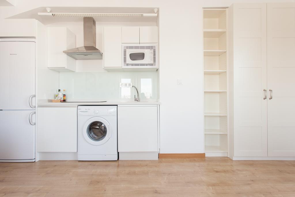 Apartamentos Diaber Larana Sevilha Quarto foto